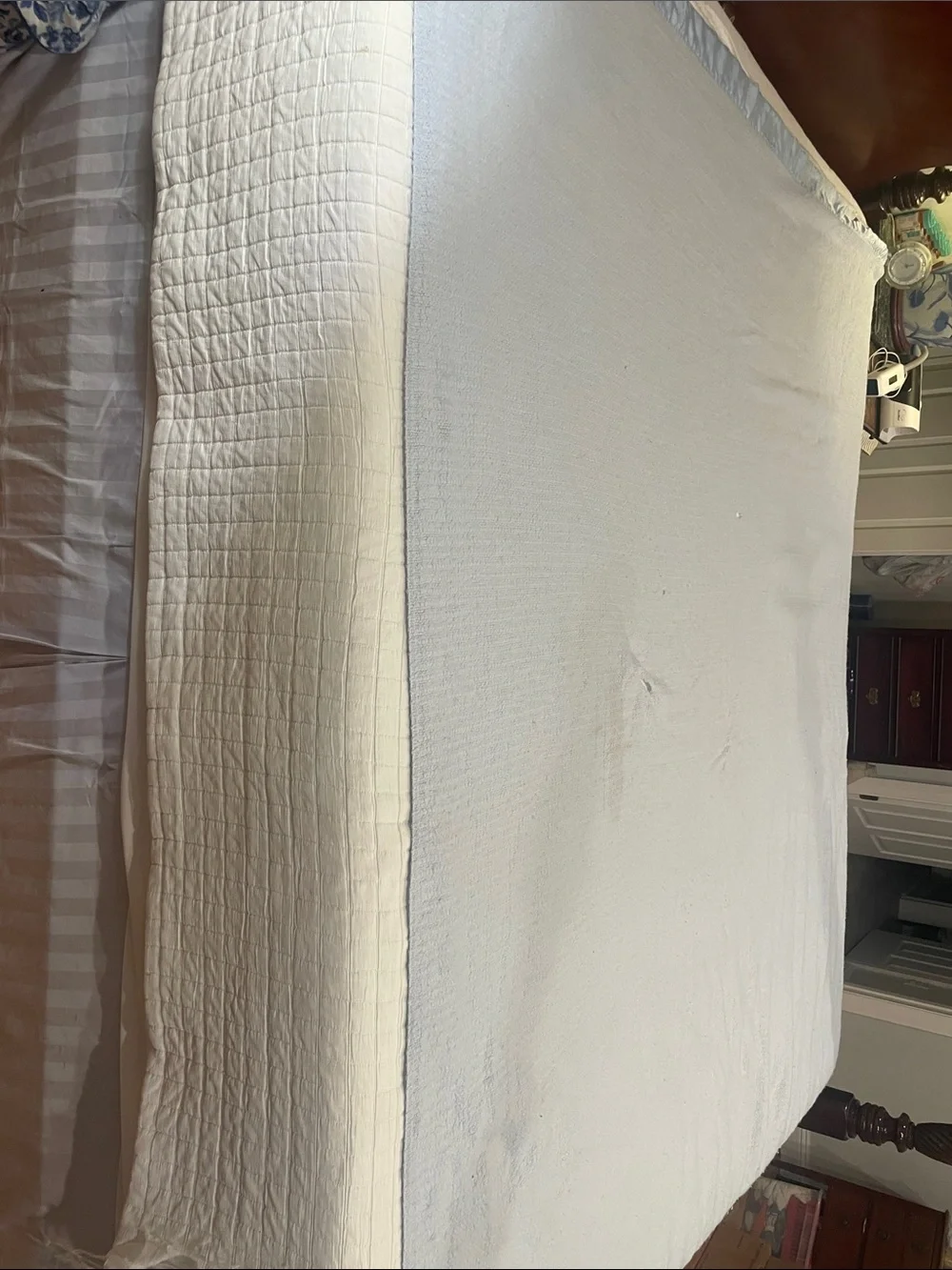 Vintage Light Blue Bedspread with Blue satin Trim Home Bedding twin XL